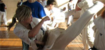 Девушки и женщины с удовольствием посещают семинары мастеров