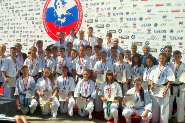 Результаты Всероссийских соревнований по киокусинкай  - возраст 16-17 лет