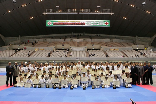 Призеры второго дня соревнований по каратэ киокусинкай