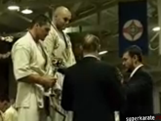 Призеры Чемпионата России по киокушинкай 2002 года