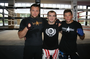 Александр Стецуренко готовится к GLORY 10