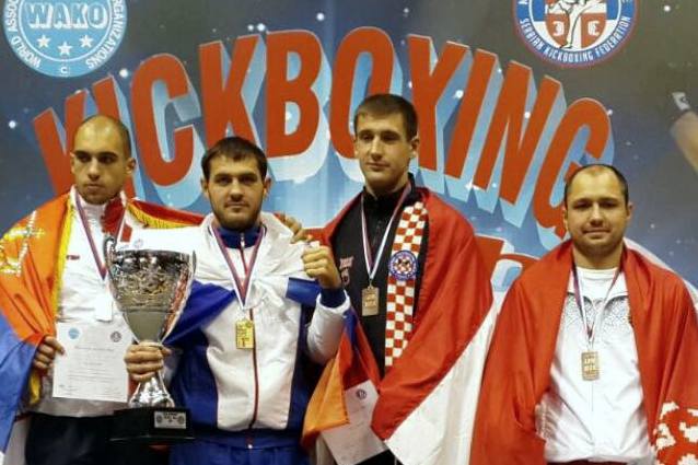 Андрей Чехонин чемпион мира по кикбоксингу