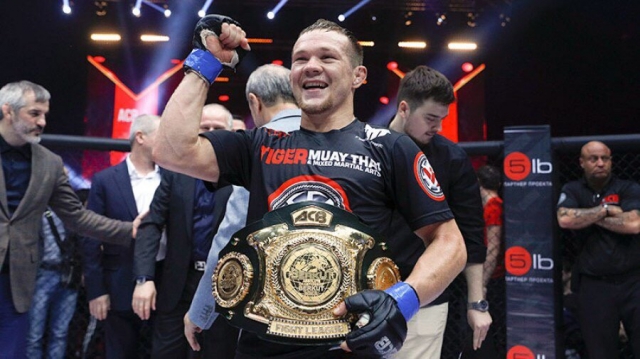 Петр Ян дебютирует в UFC на турнире в Сингапуре