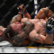 Оливейра победил Гэтжи удушающим приемом на UFC 274, но лишился титула чемпиона