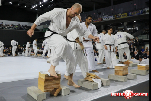 Tameshiwari records at the World Open Karate  Championships