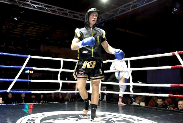 Марек Лавринович - сэнсей киокушина в кикбоксерском ринге