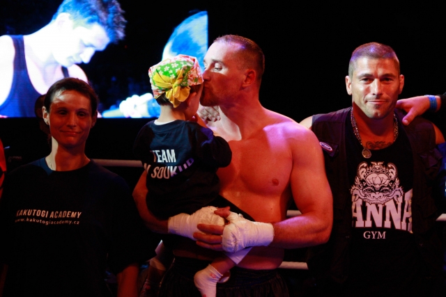 Главная папина болельщица