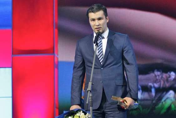 Дармен Садвокасов стал лауреатом премии «Золотой пояс» в номинации номинации «Лучший спортсмен 2014 года»