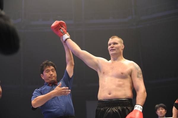 Semmy Schilt vs. Hesdy Gerges