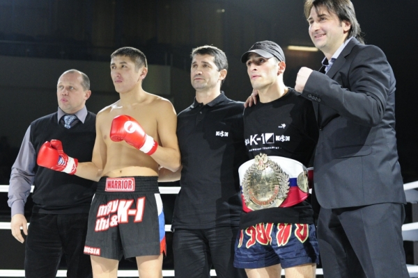 Армен Исраелян завоевал титул Чемпиона России по кикбоксингу