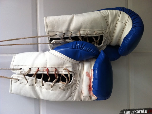 Михаил Медовщиков сдал на красную футболку Академии Ичигеки