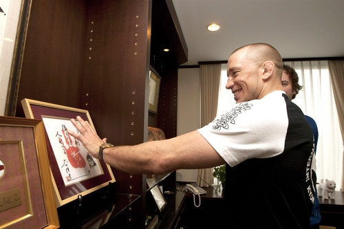 Жорж Сен-Пьер "GSP" встретился с Канчо Мацуи