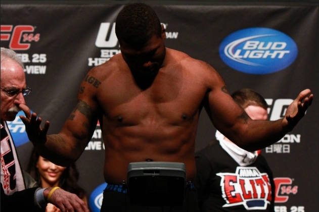 UFC 144. Rampage впервые превысил допустимый вес