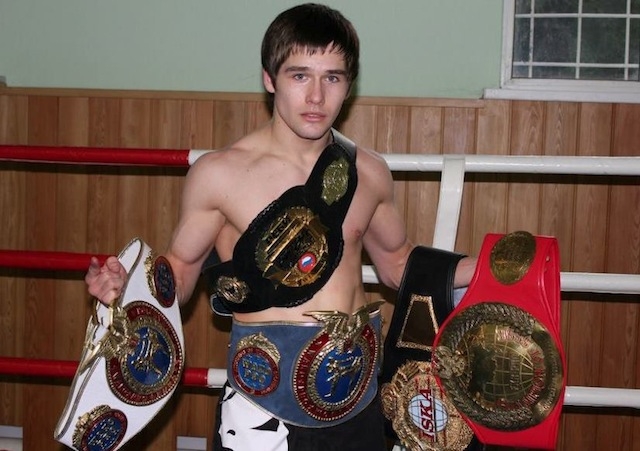 Обладатель "Золотого пояса" Юрий Трогиянов выступит на турнире W5 Fighter