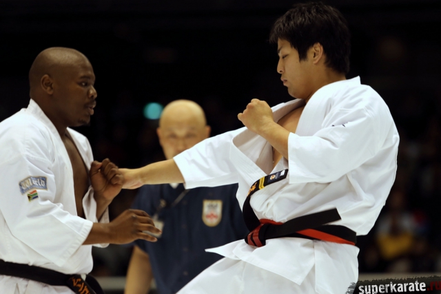 Thamsanqa Mngomezulu (South Africa) vs. Takuya Takeoka (Japan). 8 бой (023-024)