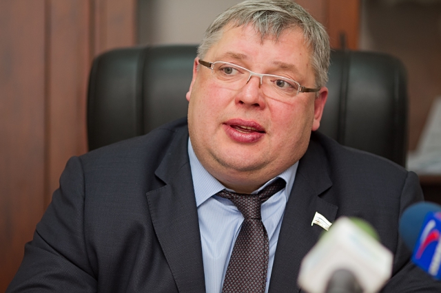 Михаил Слипенчук правительственной телеграммой поздравил Глеба Музрукова с высоким назначением