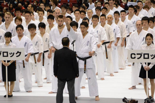 48 Чемпионат Японии по киокушинкай. Итоги 1 дня