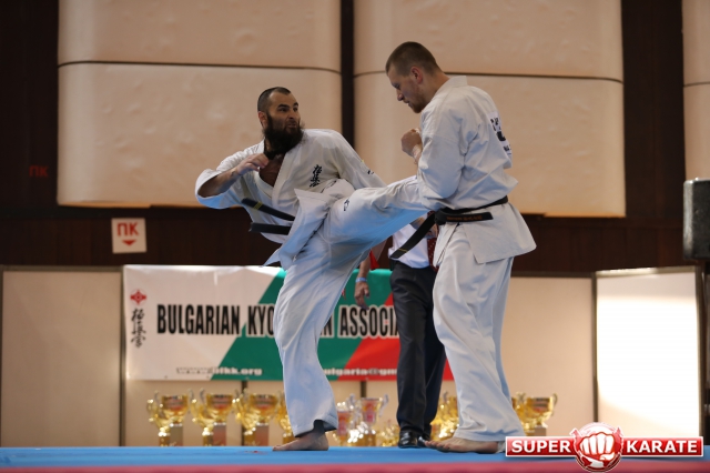 Видео мужских боев за 3 место на 32-м Чемпионате Европы по киокушинкай