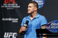 Энтони Петтис: «Хабиб не сражался с лучшими и будет нокаутирован»