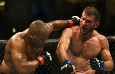Стипе Миочич завершил третий бой с Даниэлем Кормье на турнире UFC 252 победой единогласным решением судей