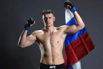 Волков получил новый контракт с UFC