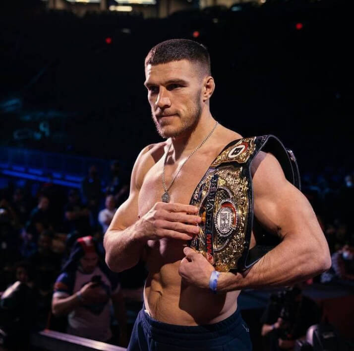 Вадим Немков защитил титул чемпиона на турнире Bellator 268