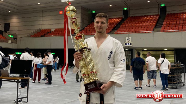 Константин Коваленко