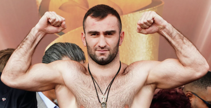 Бокс: Гассиев нокаутировал Балогуна во втором раунде