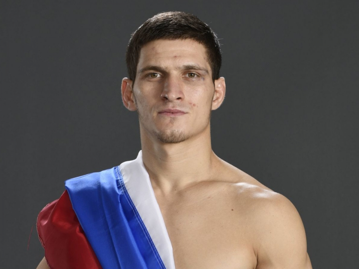 Мовсар Евлоев объяснил скандальные новости о "бухающих русских"