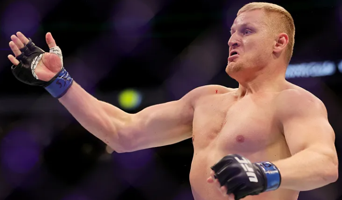 Бразилец из UFC посочувствовал Сергею Павловичу
