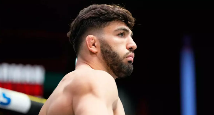 Царукян проведет схватку против экс-чемпиона Bellator на турнире в Москве