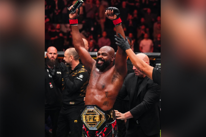 Джон Джонс заявил, что готов отказаться от пояса UFC