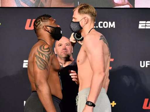 Блейдс предложил Волкову реванш