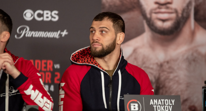 Токов перестал приходить в зал после поражения от Шлеменко, рассказал Немков