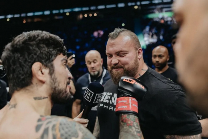 165-килограммовый Эдди Холл проведет бой с 93-килограммовым Диллоном Дэнисом