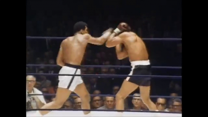 «Порхай как бабочка, жаль как пчела». Али vs. Уильямс (1966). Легендарные бои
