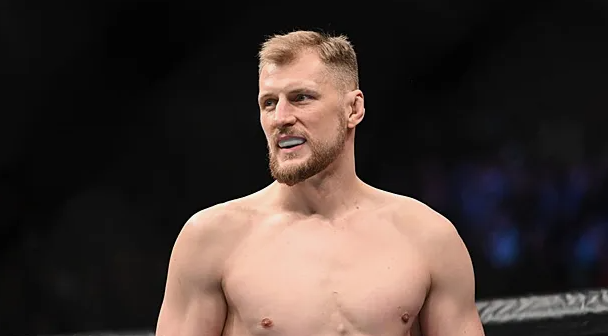 Биография Александра Волкова. От первых шагов в единоборствах к топ-уровню UFC