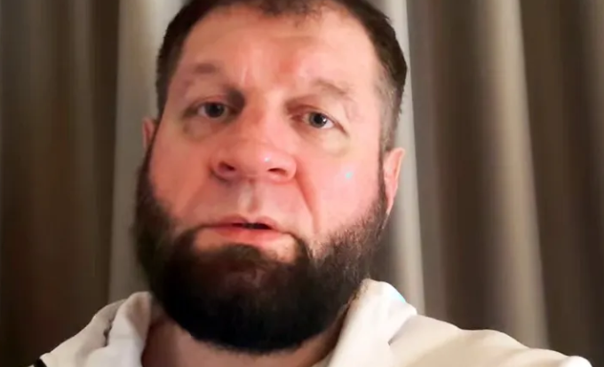 Александр Емельяненко отправится в рехаб вместе с Волочковой и Джигурдой