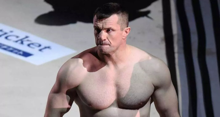 Стало известно, сколько получит Кро Коп за бой с Федором весной 2026-го