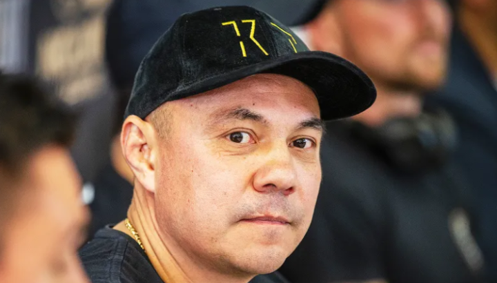 Костя Цзю встал на защиту Ларисы Долиной после скандала с квартирой