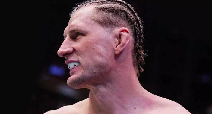 Менеджер Волкова: "Будем просить у UFC бой за временный титул"