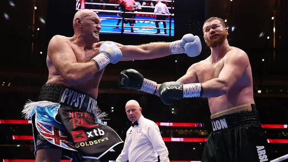 Арсланбек не смог. Тайсон Фьюри разгромил российского канадца Махмудова (+ ВИДЕО боя)
