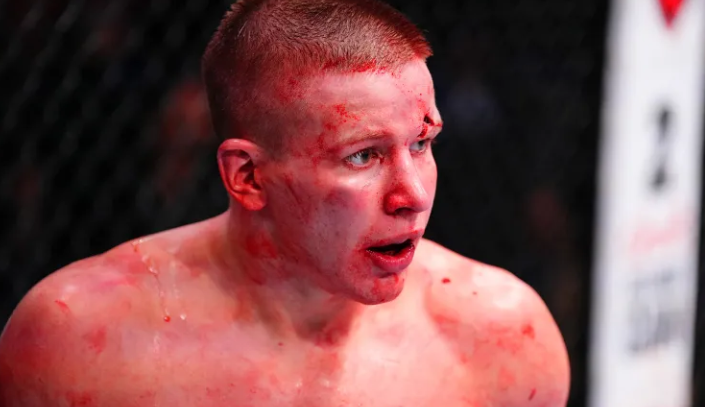 Киокушиновец Марк Вологдин зрелищно дебютировал в UFC