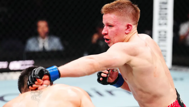 Марк Вологдин оценил свой дебют в UFC: Будет уроком, нельзя на судей оставлять