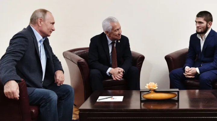 "Абсолютная неправда". Хабиб опроверг слова Царукяна про Путина