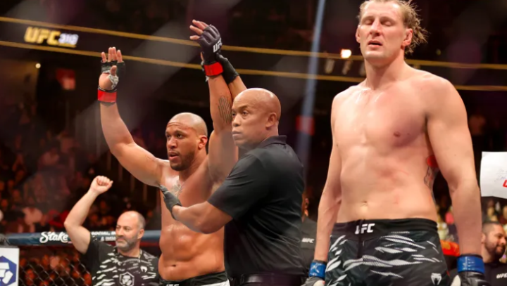 «Ты читер!»: Александр Волков жестко разнес чемпиона UFC Сирила Гана за грязный стиль ведения боя